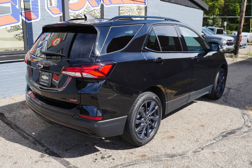 Used 2024 Chevrolet Equinox RS w/ RS Leather Package AWD/4WD image 32