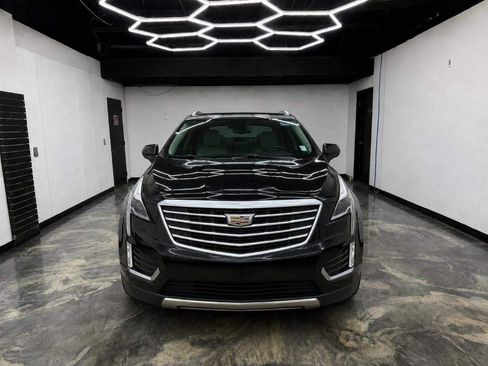 Used 2019 Cadillac XT5 Platinum AWD/4WD image 3