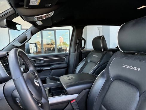 Used 2025 RAM 1500 Laramie AWD/4WD image 8