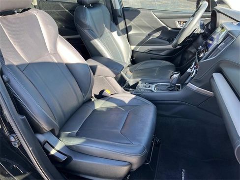 Used 2022 Subaru Forester Limited image 29