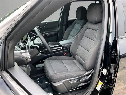 Used 2025 Chevrolet Equinox LT FWD image 26