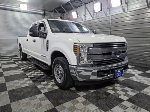 Used 2019 Ford F250 XL w/ Power Equipment Group image 4