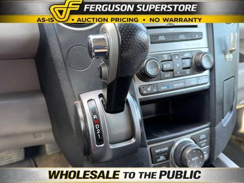 Used 2014 Honda Pilot Touring image 17
