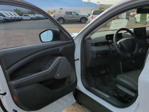 Used 2023 Ford Mustang Mach-E Premium image 12