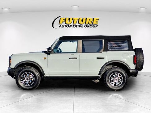 Certified 2023 Ford Bronco Badlands image 7