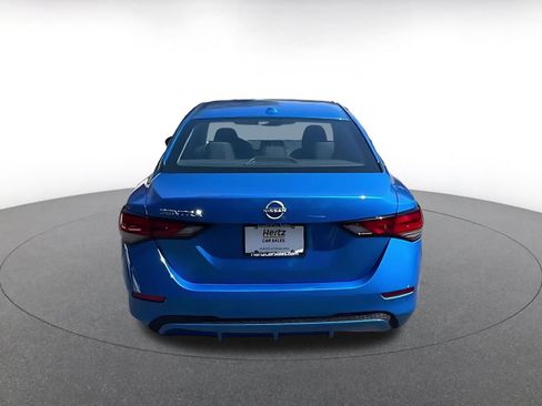 Used 2025 Nissan Sentra SV FWD image 12