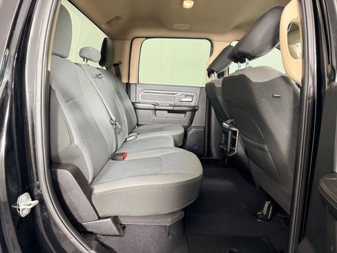 Used 2020 RAM 2500 Big Horn w/ Level 1 Equipment Group image 27