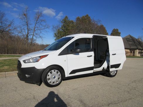 Used 2020 Ford Transit Connect XL image 26