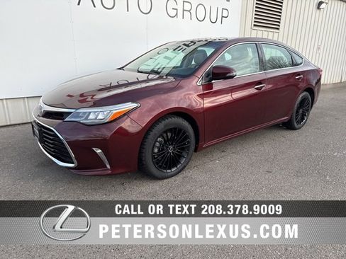 Used 2017 Toyota Avalon Touring w/ Preferred Accessory Package image 7