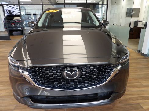 Certified 2025 MAZDA CX-5 AWD 2.5 S w/ Select Package image 2