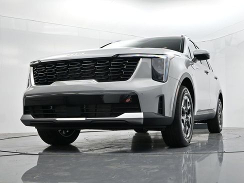 Certified 2026 Kia Sorento S AWD/4WD image 36