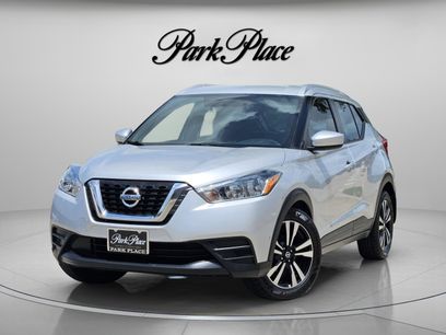 Used 2018 Nissan Kicks SV