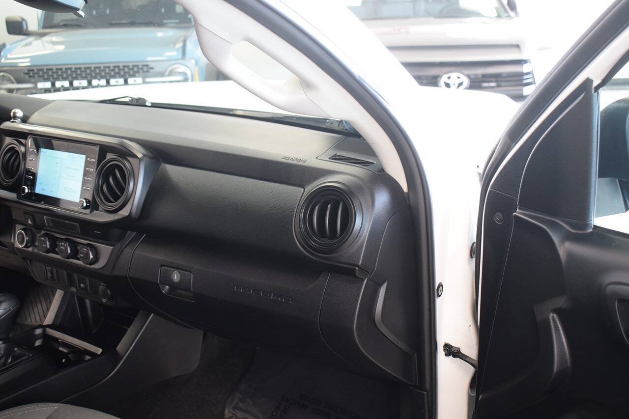 Used 2021 Toyota Tacoma SR AWD/4WD image 28