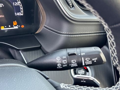 New 2025 Jeep Grand Cherokee Laredo X w/ Trailer Tow Package image 19