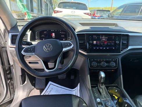 Used 2023 Volkswagen Atlas SE w/ Panoramic Sunroof Package AWD/4WD image 25