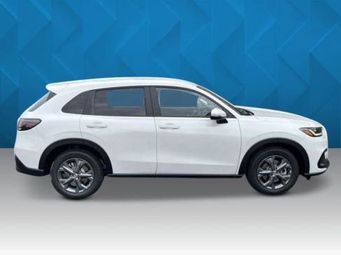 New 2026 Honda HR-V LX image 6