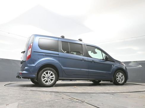 Used 2019 Ford Transit Connect XLT image 44