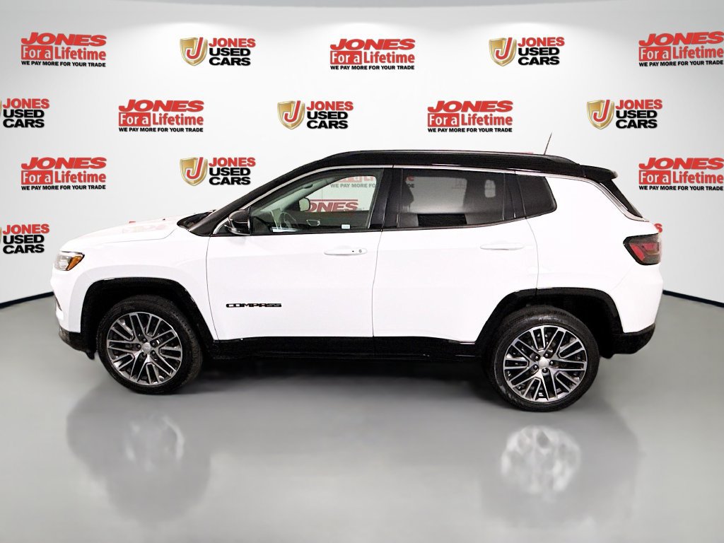 Used 2022 Jeep Compass Limited w/ Elite Group AWD/4WD image 14