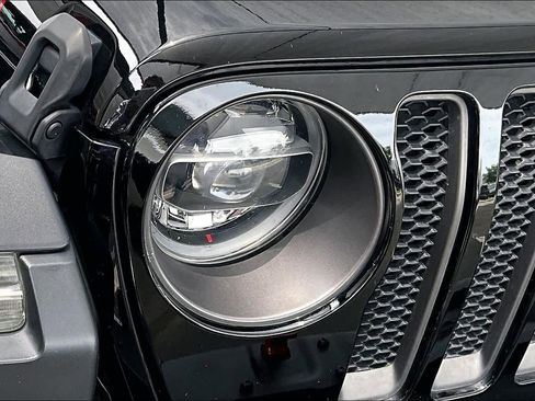 Used 2018 Jeep Wrangler Rubicon AWD/4WD image 26