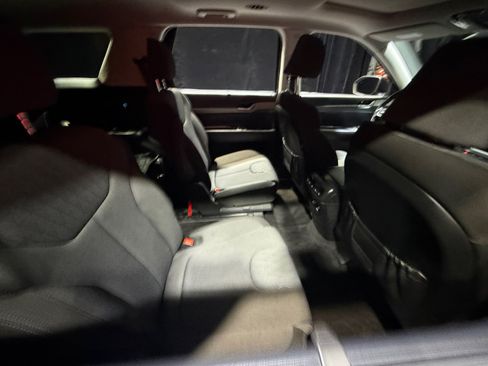 Used 2022 Hyundai Palisade SEL w/ Convenience Package FWD image 18