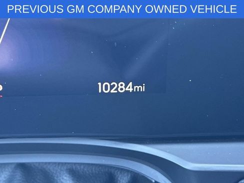 Used 2025 Buick Envista Avenir FWD image 37