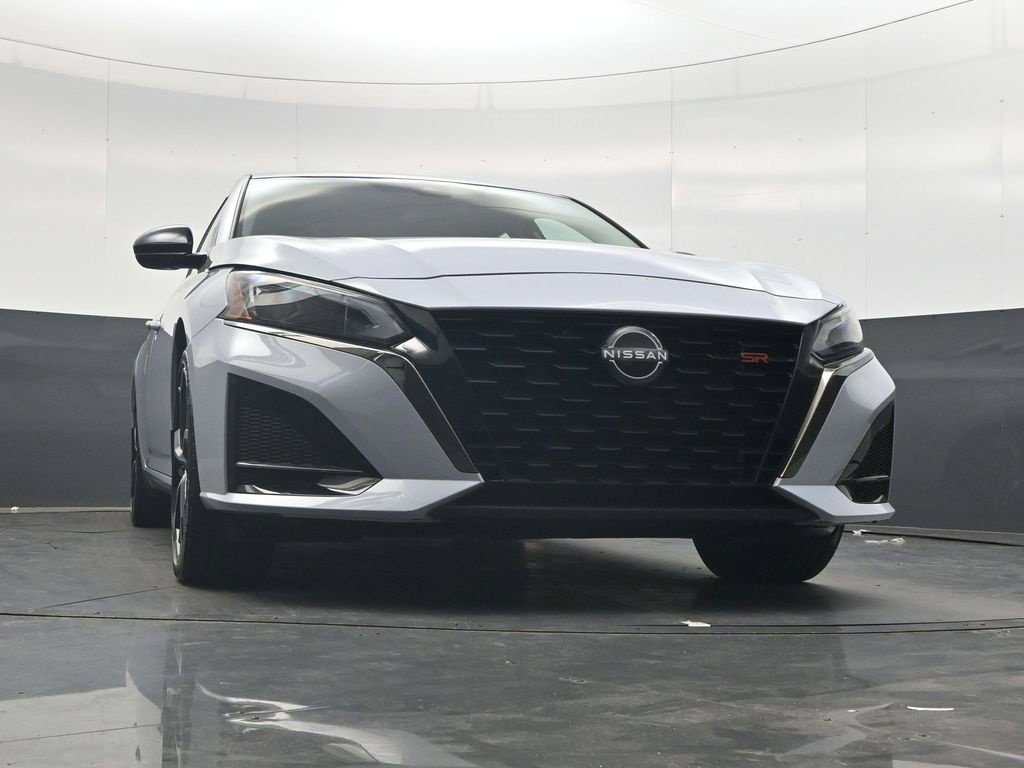 Certified 2024 Nissan Altima 2.5 SR FWD image 42