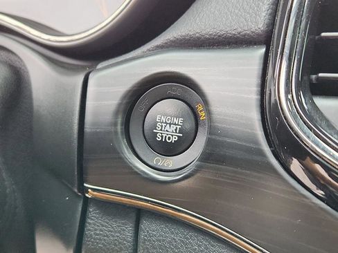 Used 2021 Jeep Grand Cherokee Limited X image 27