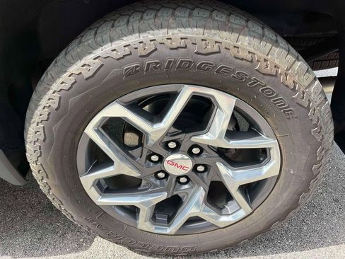 Certified 2023 GMC Sierra 1500 SLT w/ SLT Premium Package AWD/4WD image 12
