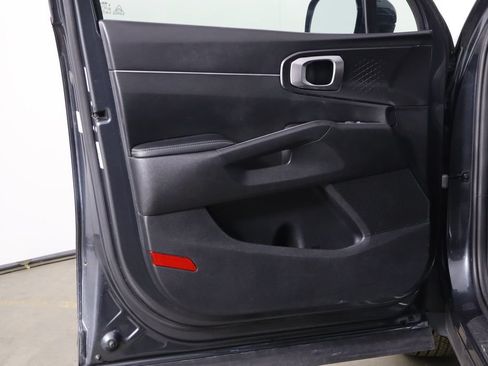 Used 2021 Kia Sorento LX FWD image 20