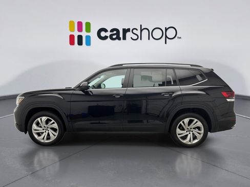 Used 2023 Volkswagen Atlas SE image 2