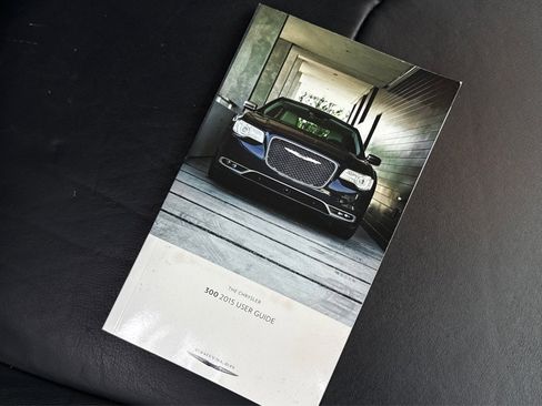 Used 2015 Chrysler 300 Limited RWD image 43