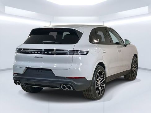 New 2026 Porsche Cayenne image 8