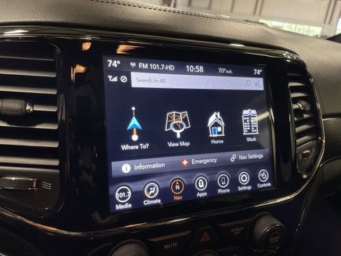 Used 2021 Jeep Grand Cherokee High Altitude image 21