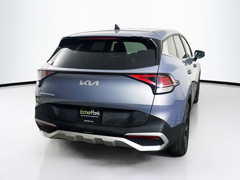 Used 2025 Kia Sportage LX FWD image 9