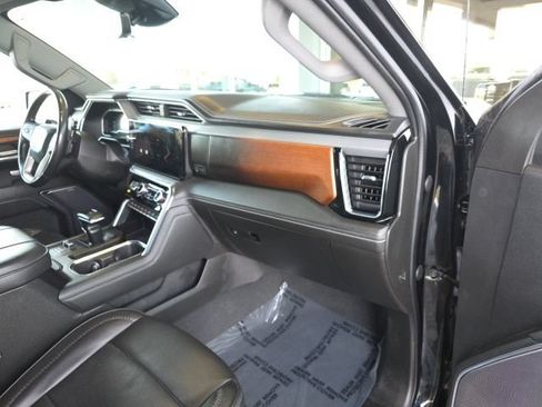 Used 2023 GMC Sierra 1500 Denali w/ Denali Reserve Package AWD/4WD image 11