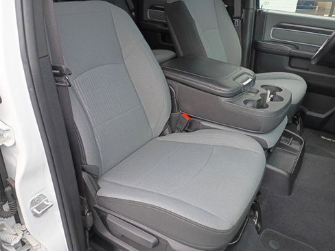 Used 2021 RAM 2500 Big Horn w/ Level 1 Equipment Group image 13