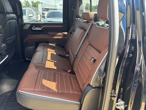 New 2026 GMC Sierra 3500 Denali Ultimate w/ LPO, Black Badging Package AWD/4WD image 18