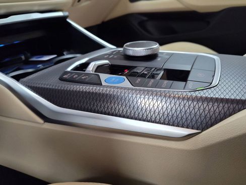 Used 2025 BMW i4 xDrive40i w/ Premium Package image 14