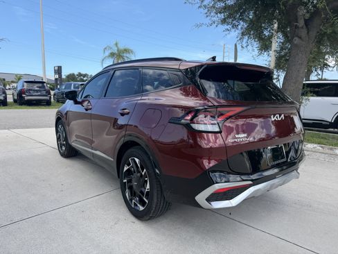 Certified 2024 Kia Sportage SX FWD image 6