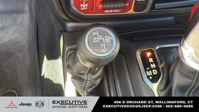 Used 2024 Jeep Wrangler Unlimited AWD/4WD image 20