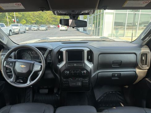 Used 2022 Chevrolet Silverado 2500 W/T w/ WT Fleet Convenience Package AWD/4WD image 10