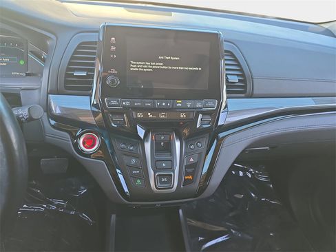 Used 2024 Honda Odyssey Elite image 25
