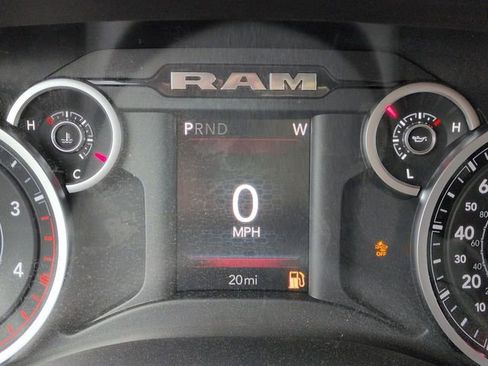 New 2026 RAM 2500 Tradesman AWD/4WD image 29