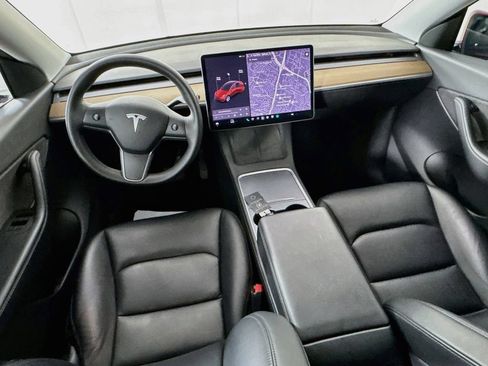 Used 2022 Tesla Model Y Long Range AWD/4WD image 27