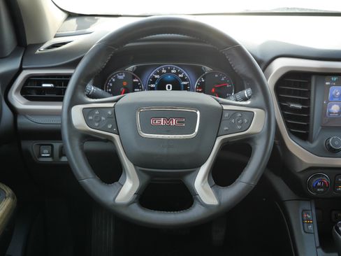 Used 2017 GMC Acadia Denali w/ Technology Package image 16