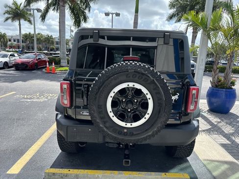 Used 2022 Ford Bronco Outer Banks w/ Sasquatch Package AWD/4WD image 4
