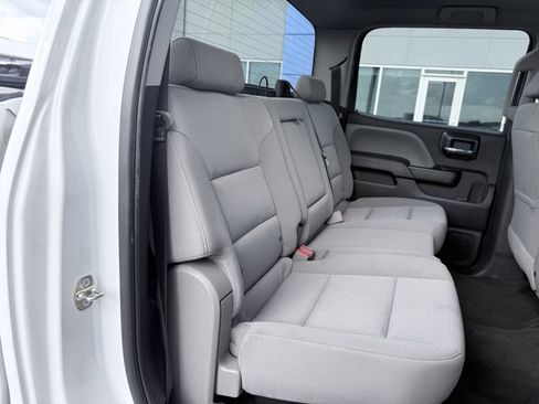 Used 2018 Chevrolet Silverado 1500 Custom w/ Custom Value Package RWD image 13