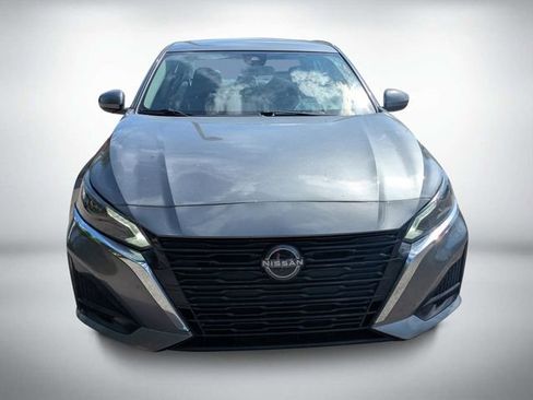 Used 2023 Nissan Altima 2.5 SV FWD image 8