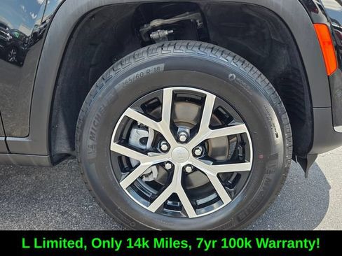 Certified 2024 Jeep Grand Cherokee L Limited w/ Luxury Tech Group II AWD/4WD image 9