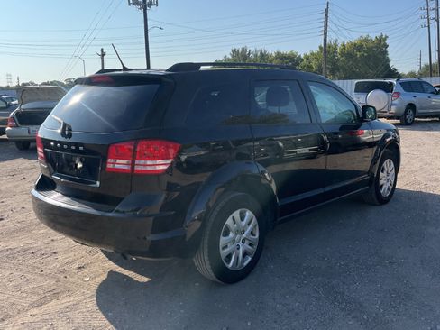 Used 2018 Dodge Journey SE image 7